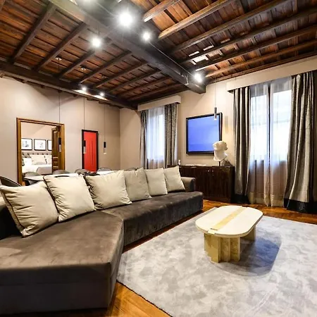 Apartment The Frattina - Luxury Serviced