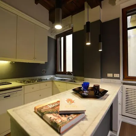 The Frattina - Luxury Serviced *