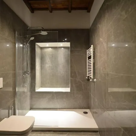 The Frattina - Luxury Serviced Apartment
