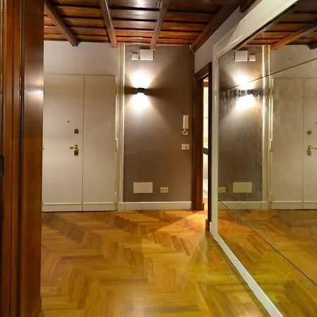 Apartment The Frattina - Luxury Serviced Rome